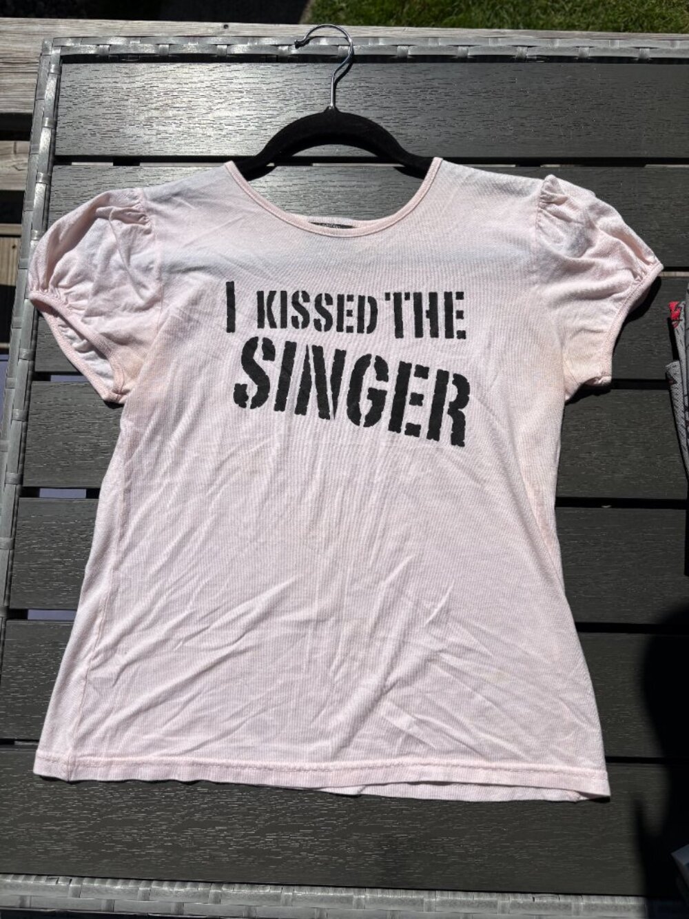 Vintage Smashing Grandpa "I Kissed the Singer" Graphic Baby Tee | Y2K Puff Sleev